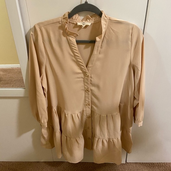 Ruffle Top - Picture 2 of 4